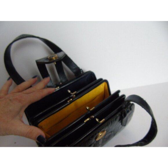 Vintage 1960's Blue Alligator Handbag Made In Italy Gold Tone Hardware - Picture 6 of 10